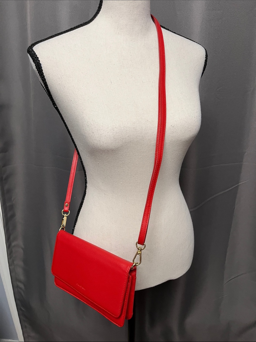 Classic Red Leather Crossbody Clutch - Women’s Convertible Bag